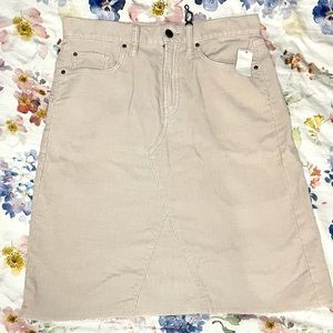 COPY - Gap corduroy skirt size 27, about 22 inches long. New with tags. Beige/p…